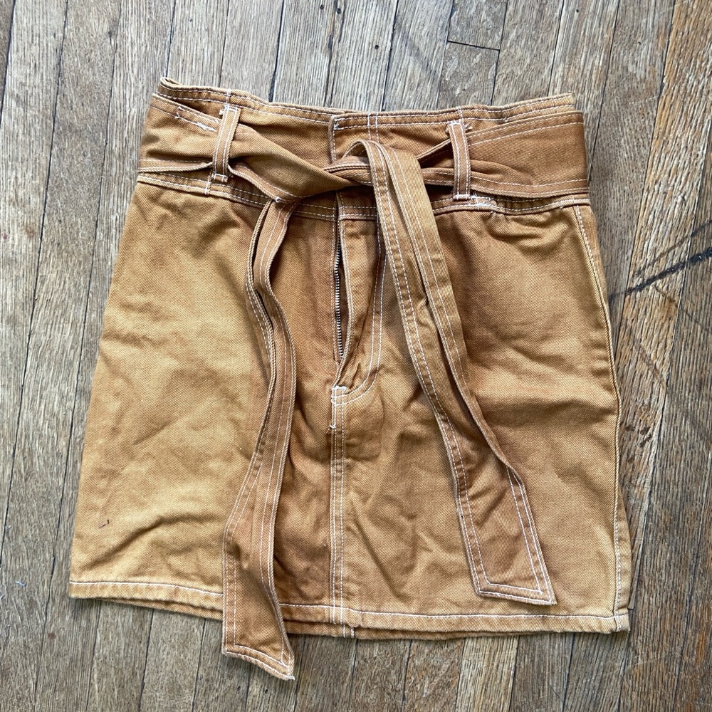 Forever 21 Canvas Mini Skirt in Caramel